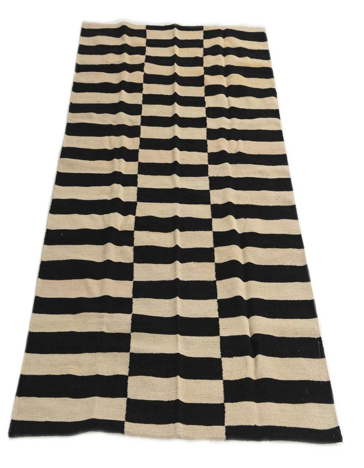 Detail image of  4' 2 x 5' 10  Hand Woven Kilim Modern Wool Rug