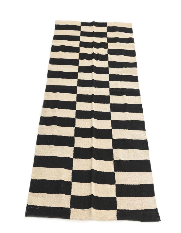 Detail image of  3' 3 x 4' 9  Hand Woven Kilim Modern Wool Rug