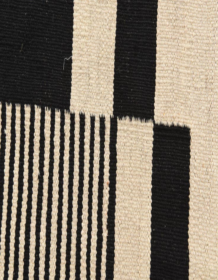 Detail image of  5' x 6' 10  Hand Woven Kilim Modern Wool Rug
