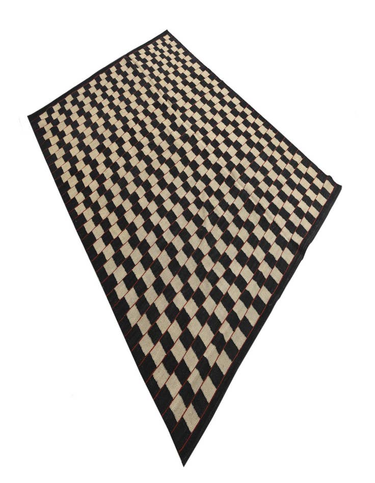 Detail image of  5' 8 x 7' 7  Hand Woven Kilim Modern Wool Rug