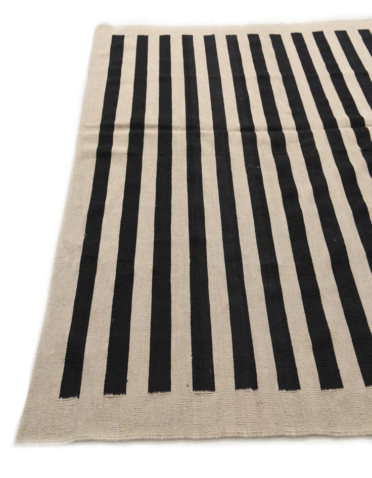 Detail image of  6' 7 x 9' 7  Hand Woven Kilim Modern Wool Rug