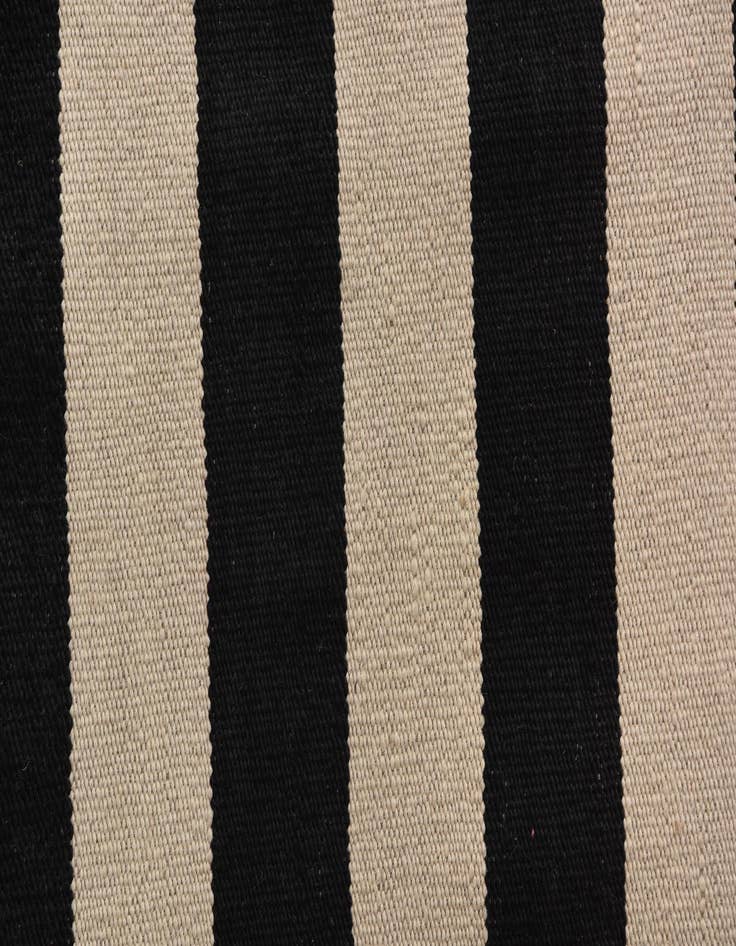 Detail image of  6' 7 x 9' 7  Hand Woven Kilim Modern Wool Rug