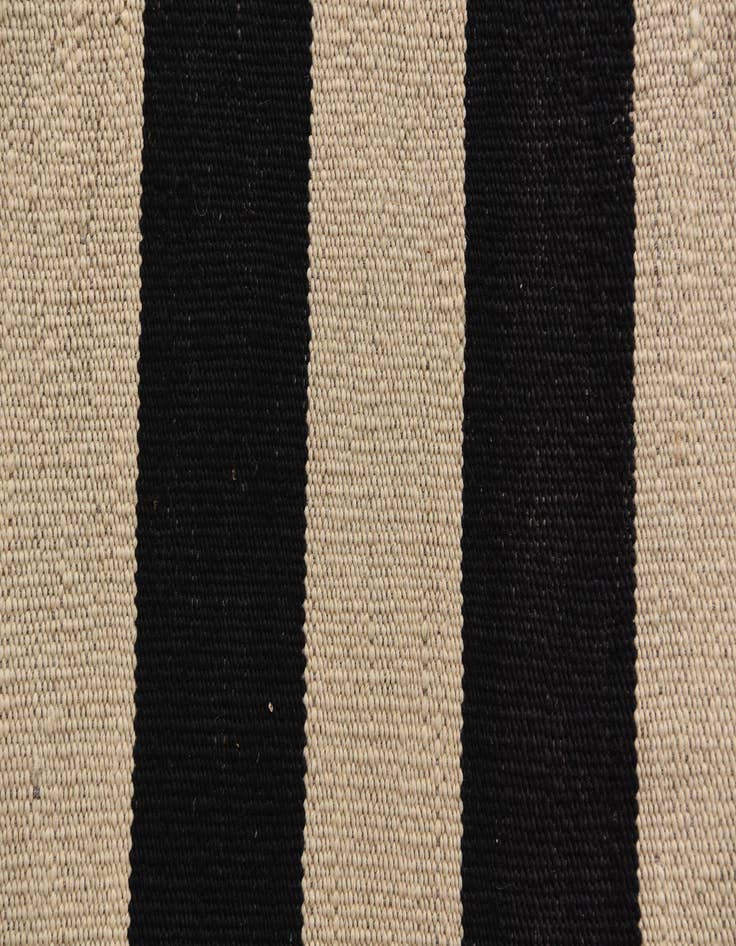 Detail image of  5' 7 x 7' 9  Hand Woven Kilim Modern Wool Rug