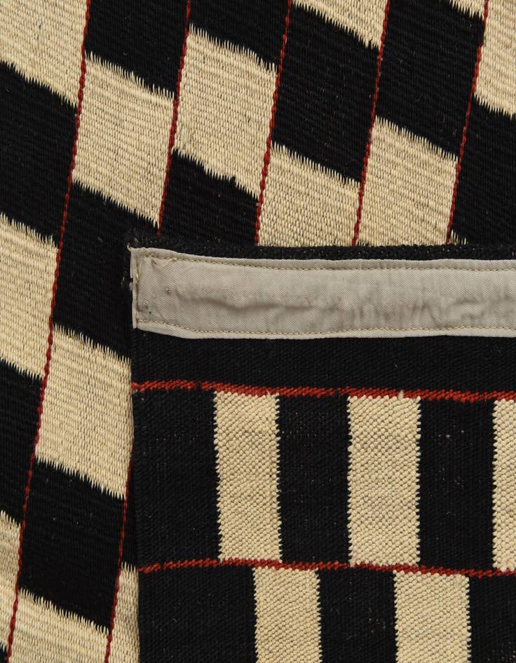 Detail image of  4' 9 x 6' 4  Hand Woven Kilim Modern Wool Rug