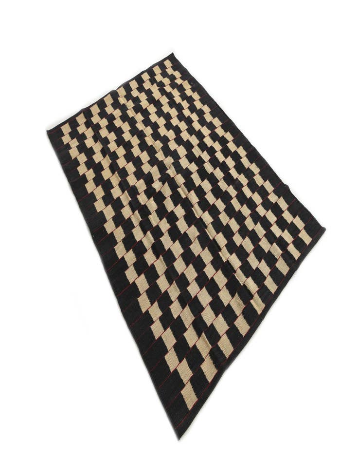 Detail image of  4' 3 x 5' 8  Hand Woven Kilim Modern Wool Rug