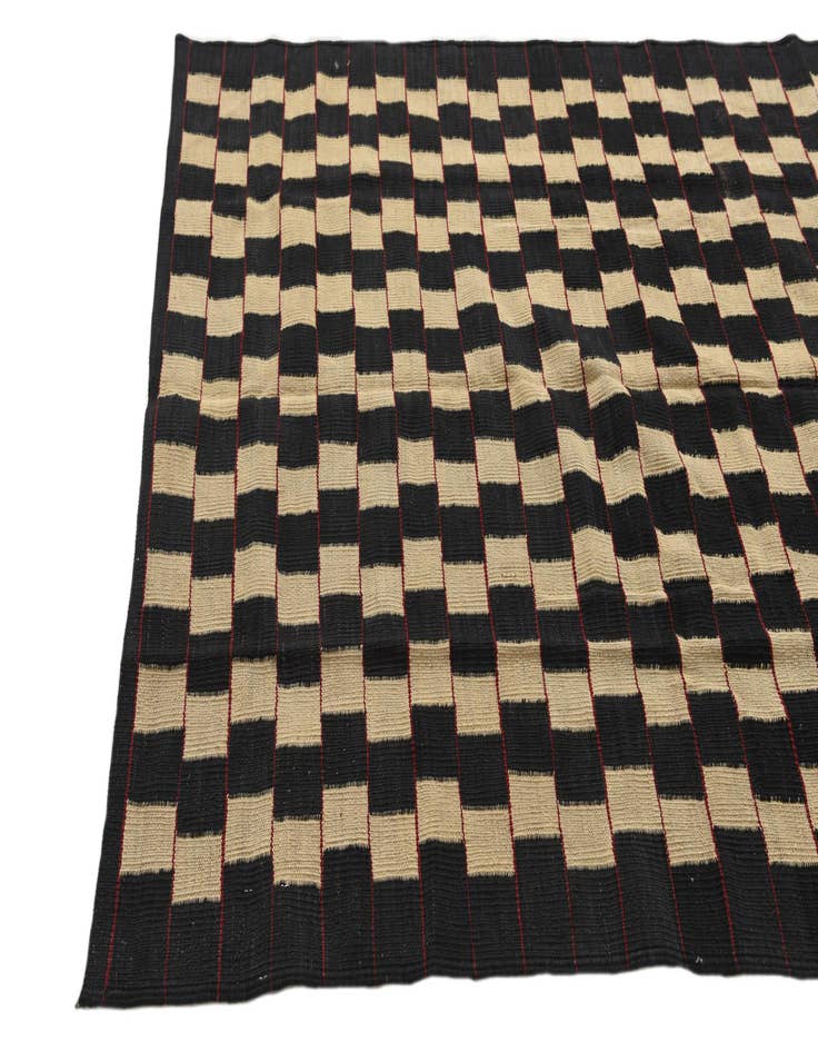 Detail image of  4' 3 x 5' 8  Hand Woven Kilim Modern Wool Rug