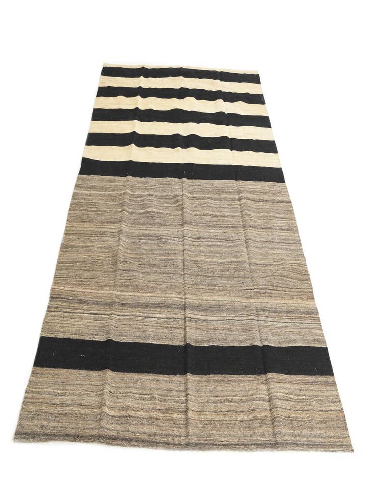 Detail image of  5' 5 x 7' 9  Hand Woven Kilim Modern Wool Rug