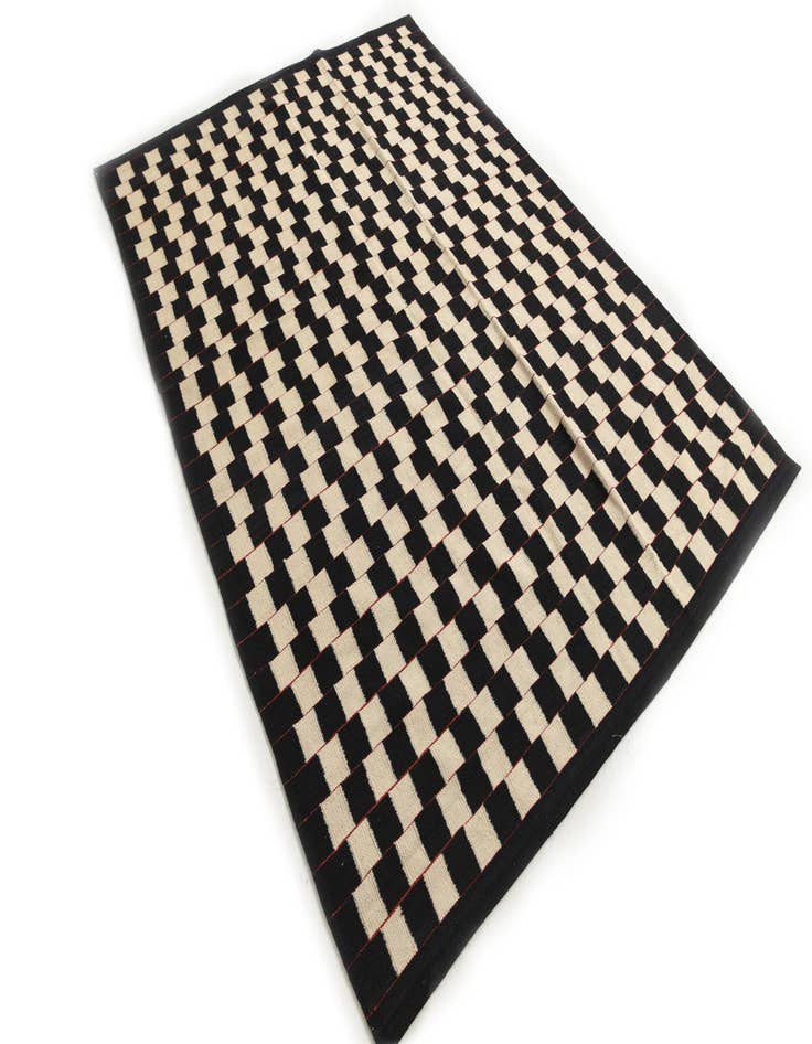 Detail image of  5' 8 x 7' 8  Hand Woven Kilim Modern Wool Rug