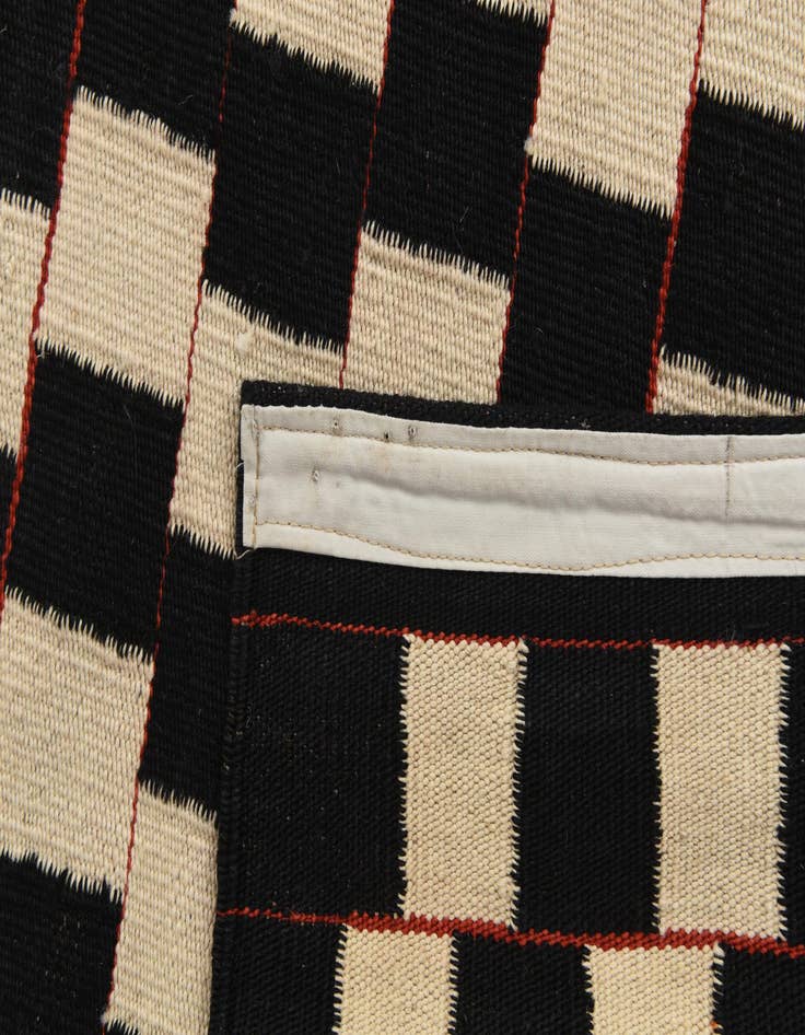 Detail image of  5' 8 x 7' 8  Hand Woven Kilim Modern Wool Rug
