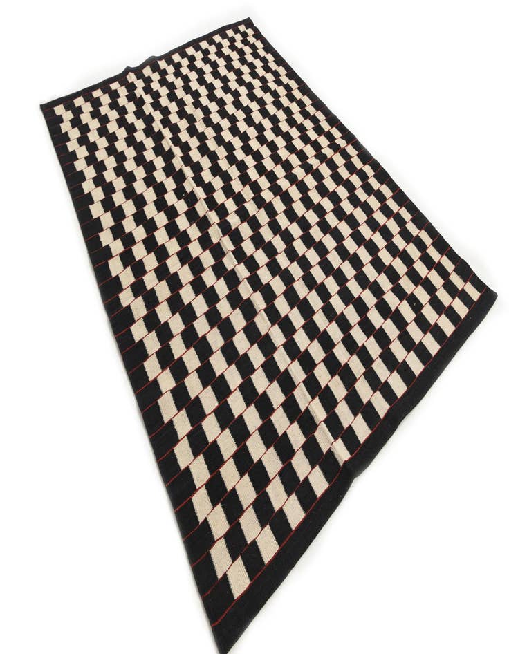 Detail image of  5' 9 x 7' 8  Hand Woven Kilim Modern Wool Rug