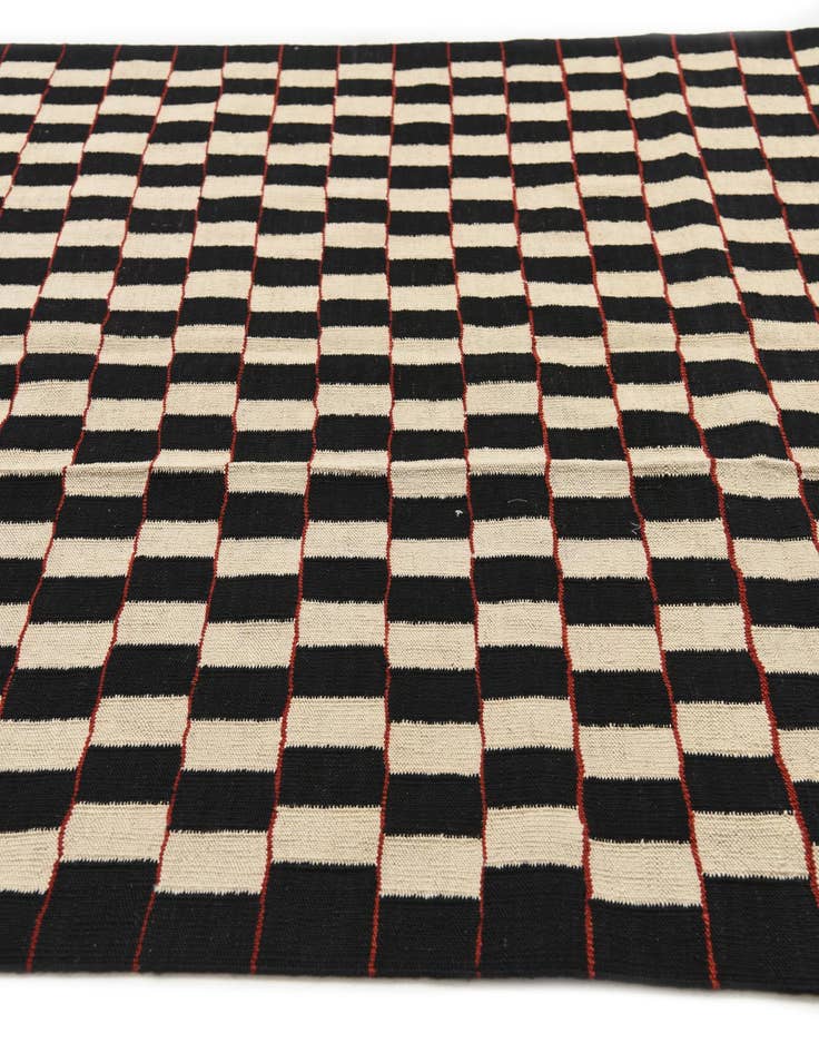 Detail image of  5' 9 x 7' 8  Hand Woven Kilim Modern Wool Rug