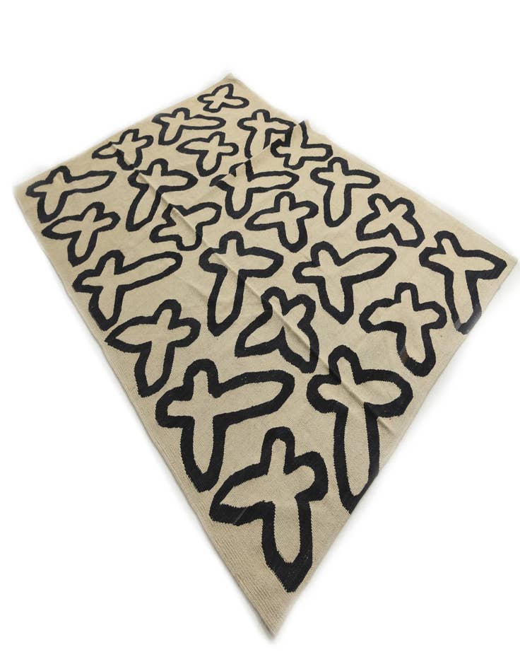 Detail image of  6' x 8'  Hand Woven Kilim Modern Wool Rug