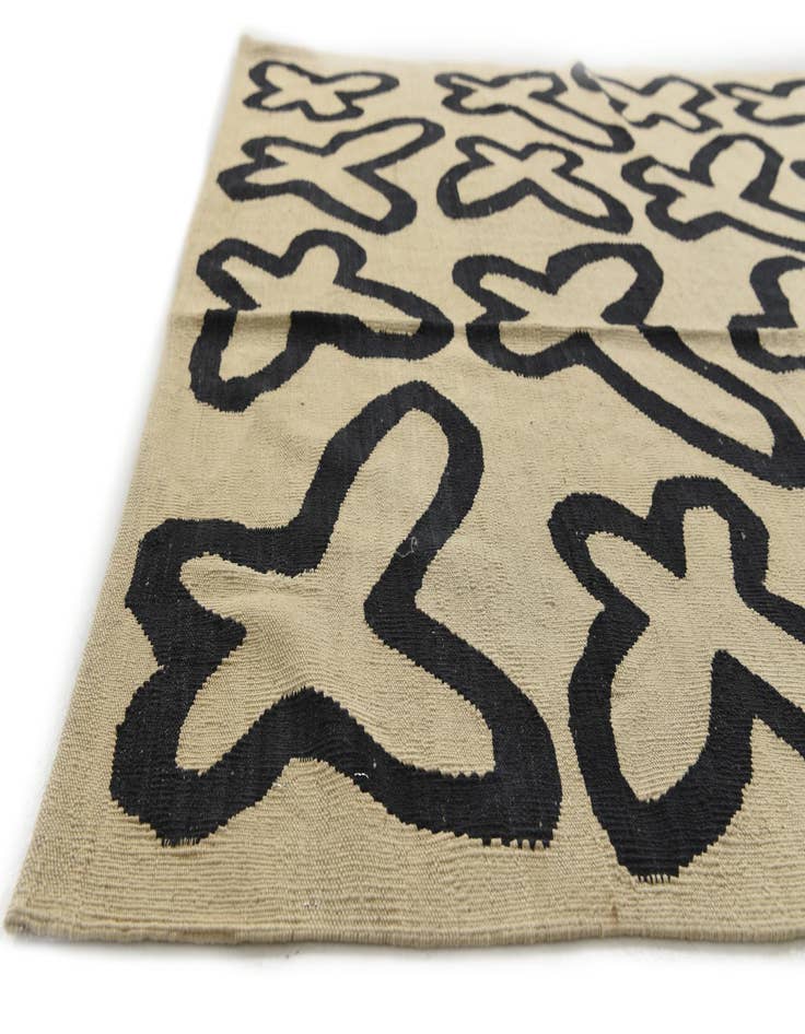 Detail image of  6' x 8'  Hand Woven Kilim Modern Wool Rug