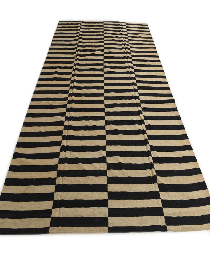 Detail image of  8' 5 x 11' 4  Hand Woven Kilim Modern Wool Rug