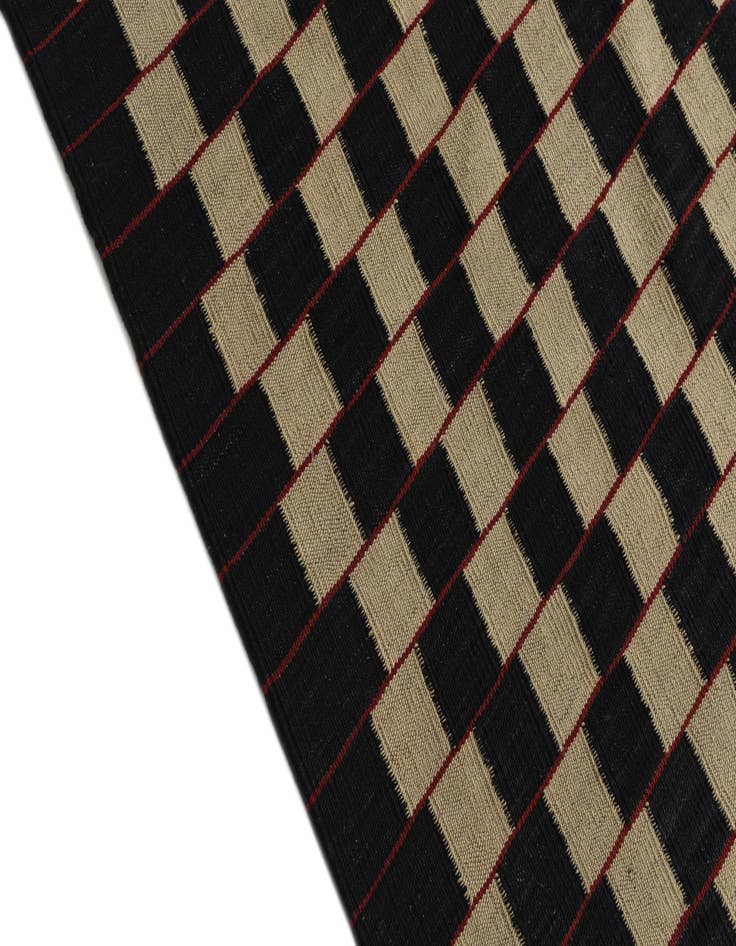 Detail image of  6' 9 x 9' 3  Hand Woven Kilim Modern Wool Rug