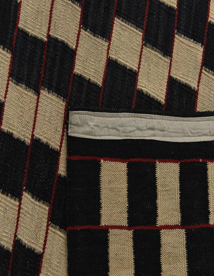 Detail image of  6' 9 x 9' 3  Hand Woven Kilim Modern Wool Rug