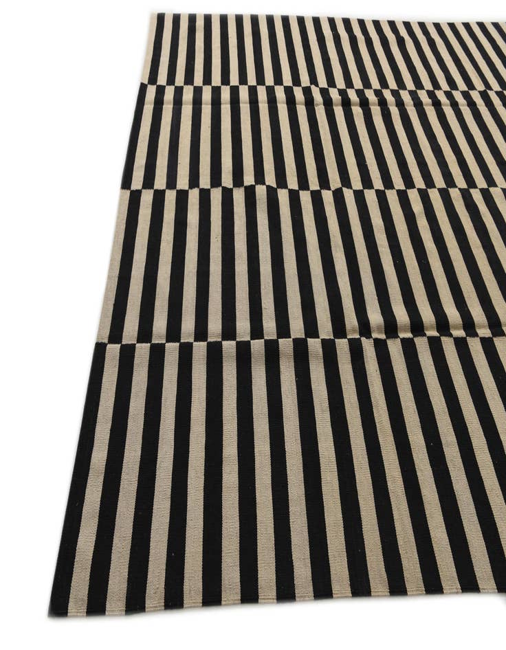 Detail image of  8' 7 x 11' 1  Hand Woven Kilim Modern Wool Rug