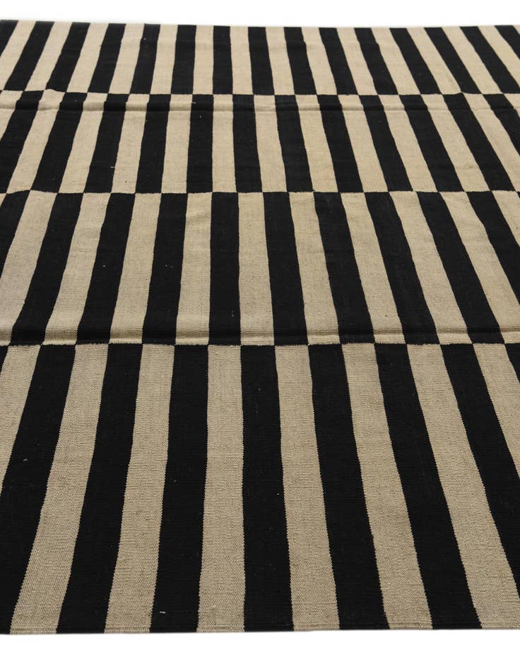 Detail image of  8' 7 x 11' 1  Hand Woven Kilim Modern Wool Rug