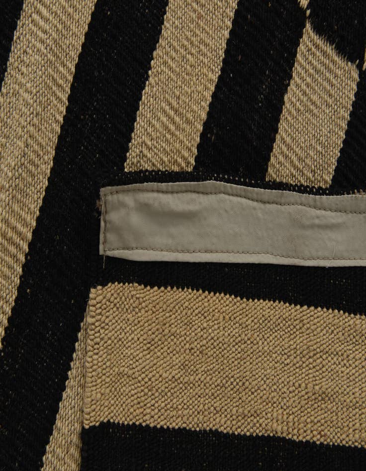 Detail image of  8' 8 x 9' 9  Hand Woven Kilim Modern Wool Rug