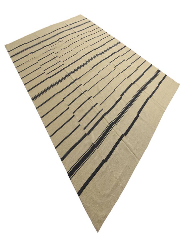 Detail image of  9' 9 x 13'  Hand Woven Kilim Modern Wool Rug