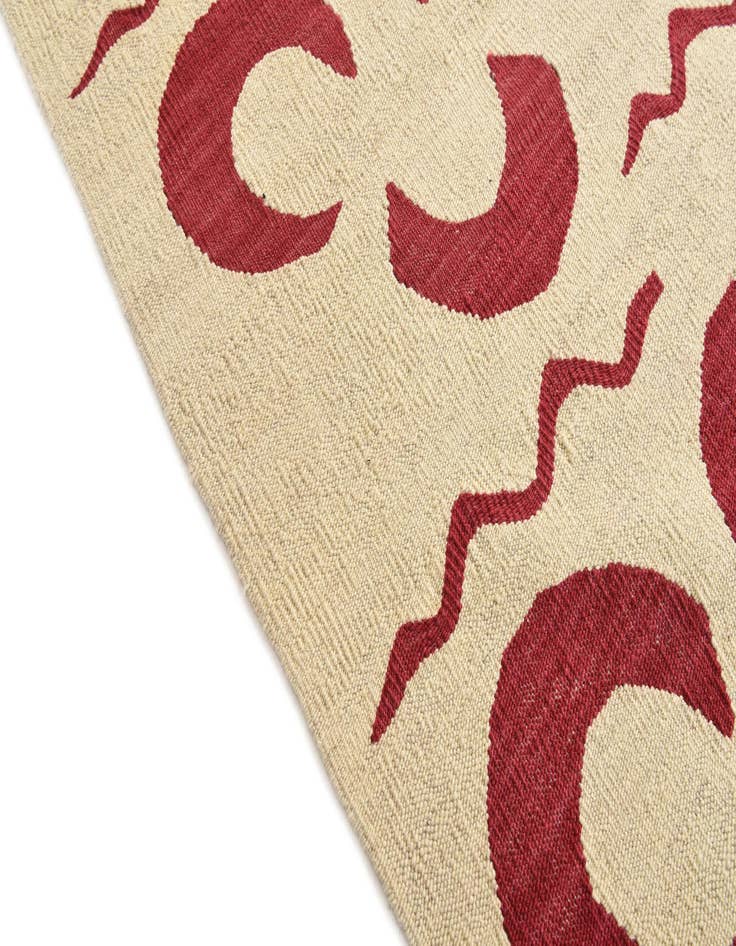 Detail image of  5' 1 x 6' 6  Hand Woven Kilim Modern Wool Rug