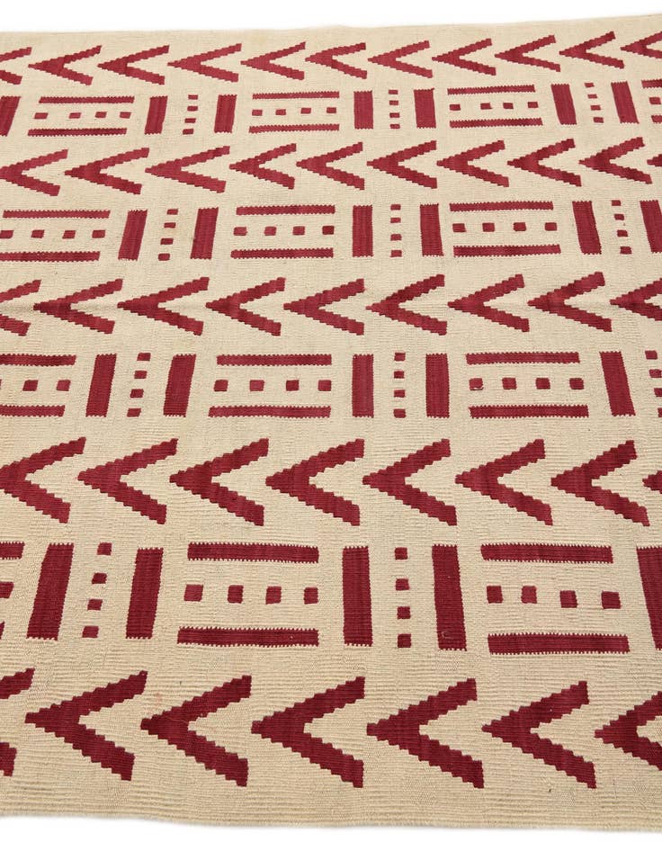 Detail image of  5' 2 x 6' 5  Hand Woven Kilim Modern Wool Rug