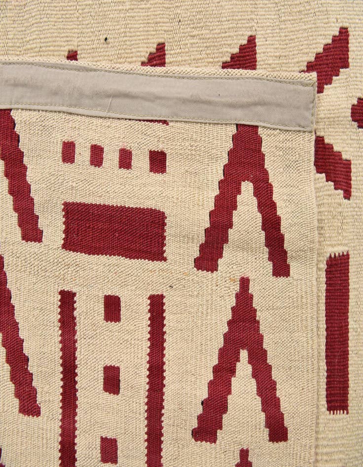 Detail image of  5' 2 x 6' 5  Hand Woven Kilim Modern Wool Rug