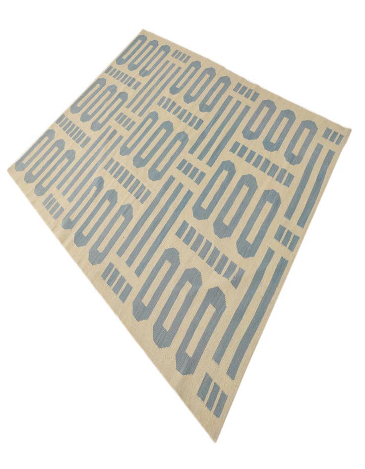 Detail image of  5' 7 x 7' 9  Hand Woven Kilim Modern Wool Rug