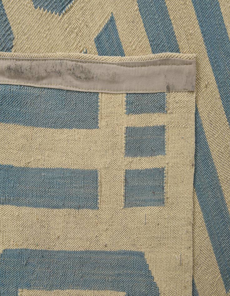Detail image of  5' 7 x 7' 9  Hand Woven Kilim Modern Wool Rug