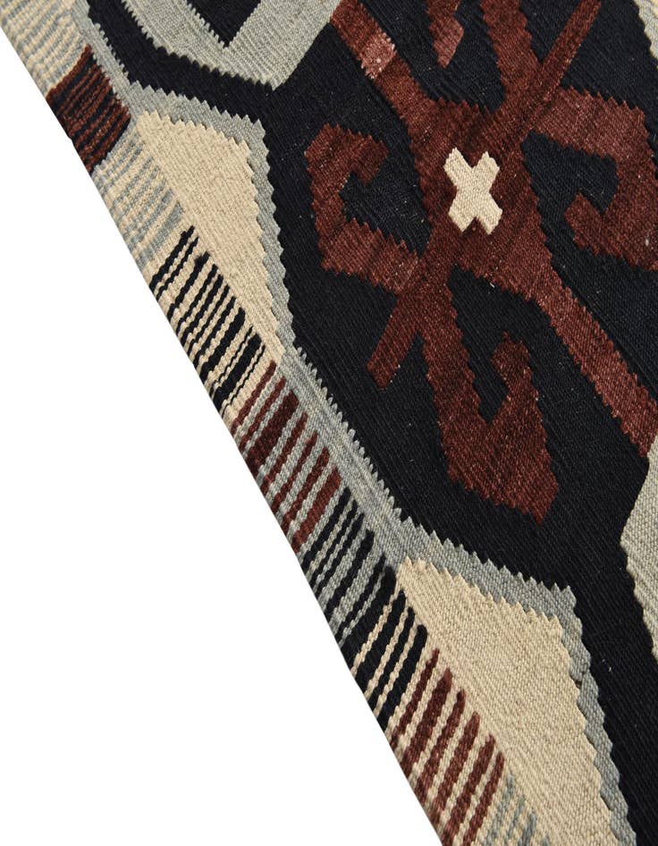 Detail image of  6' x 8'  Hand Woven Kilim Modern Wool Rug