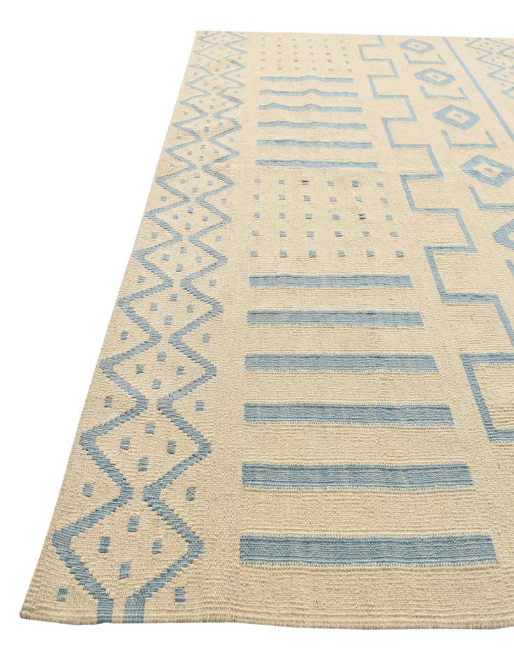 Detail image of  5' 11 x 7' 10  Hand Woven Kilim Modern Wool Rug