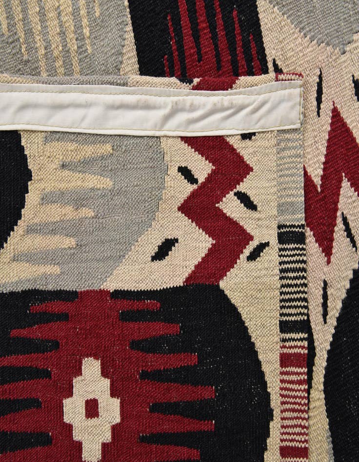 Detail image of  6' x 7' 7  Hand Woven Kilim Modern Wool Rug