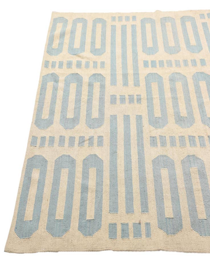 Detail image of  5' 11 x 7' 8  Hand Woven Kilim Modern Wool Rug