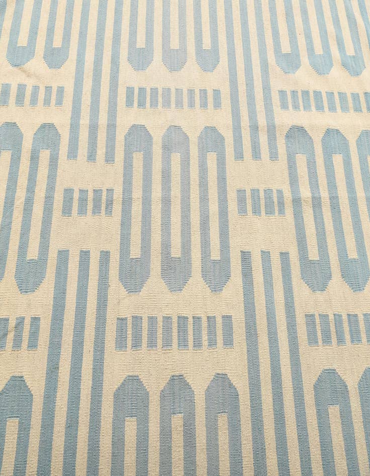 Detail image of  5' 11 x 7' 8  Hand Woven Kilim Modern Wool Rug