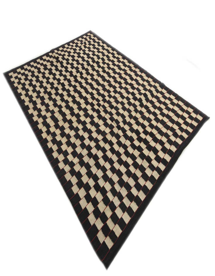 Detail image of  6' 9 x 9' 6  Hand Woven Kilim Modern Wool Rug