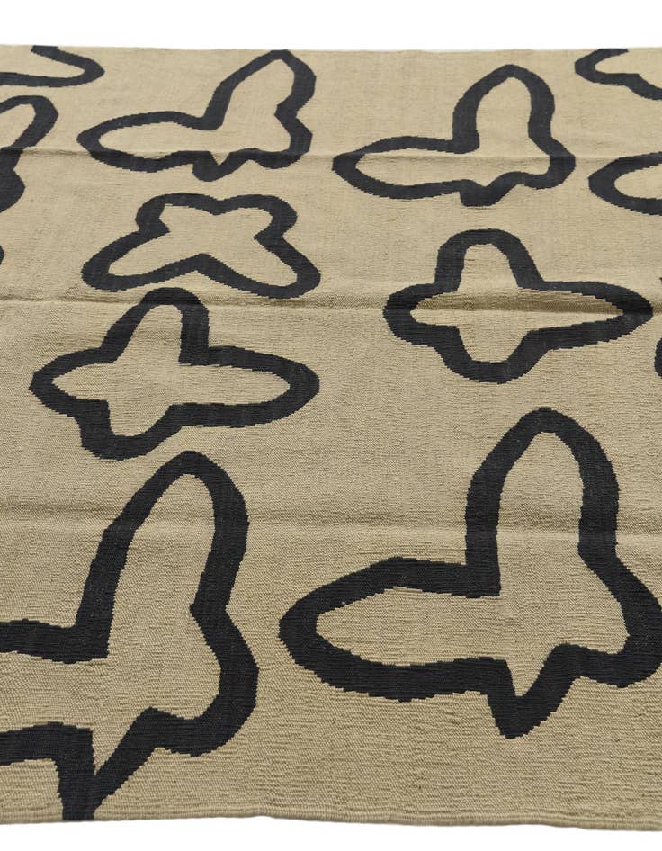 Detail image of  5' 2 x 6' 4  Hand Woven Kilim Modern Wool Rug