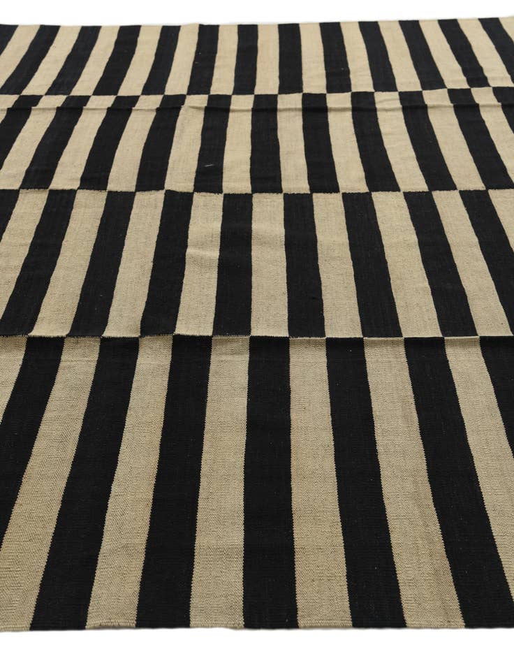 Detail image of  8' 5 x 11' 1  Hand Woven Kilim Modern Wool Rug