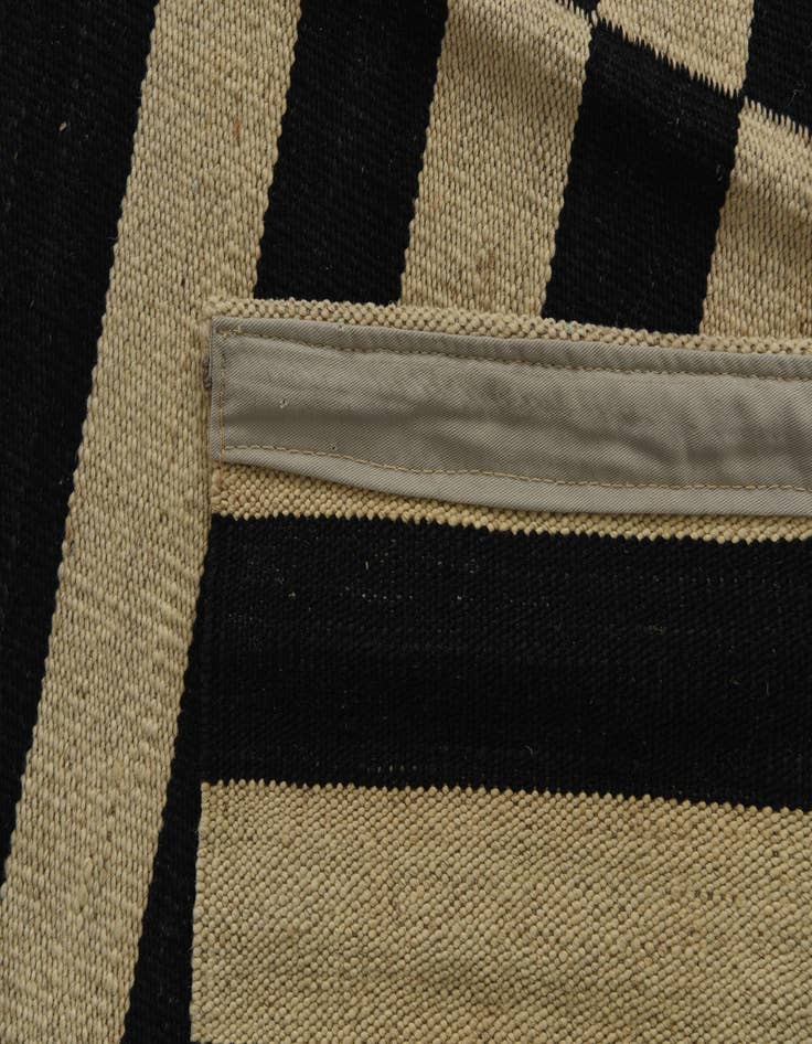 Detail image of  8' 5 x 11' 1  Hand Woven Kilim Modern Wool Rug