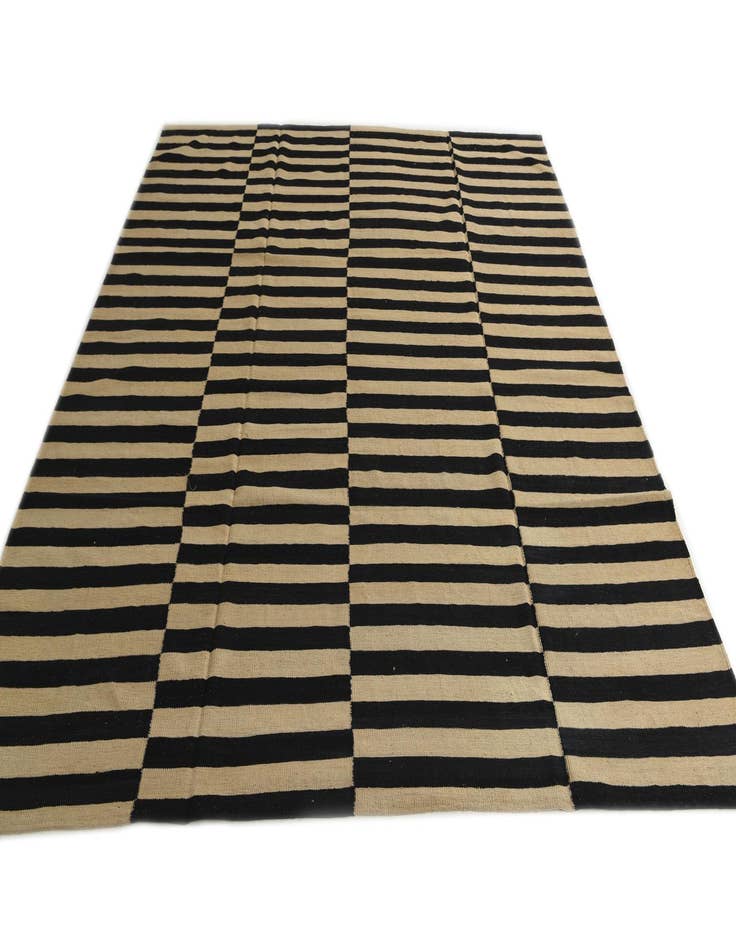 Detail image of  8' 8 x 9' 7  Hand Woven Kilim Modern Wool Rug