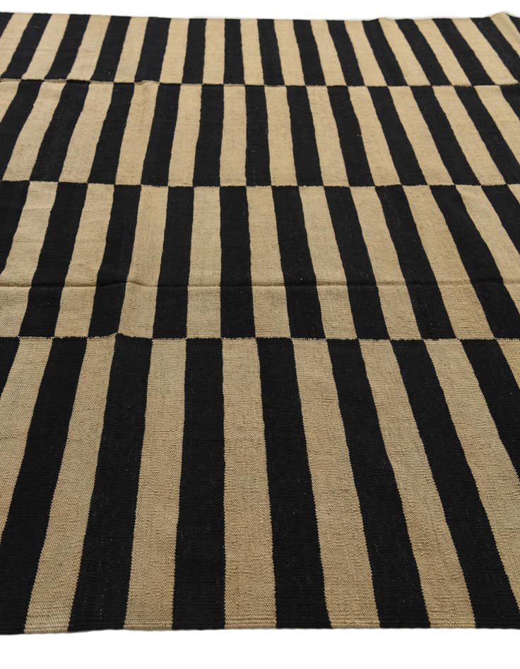 Detail image of  8' 8 x 9' 7  Hand Woven Kilim Modern Wool Rug