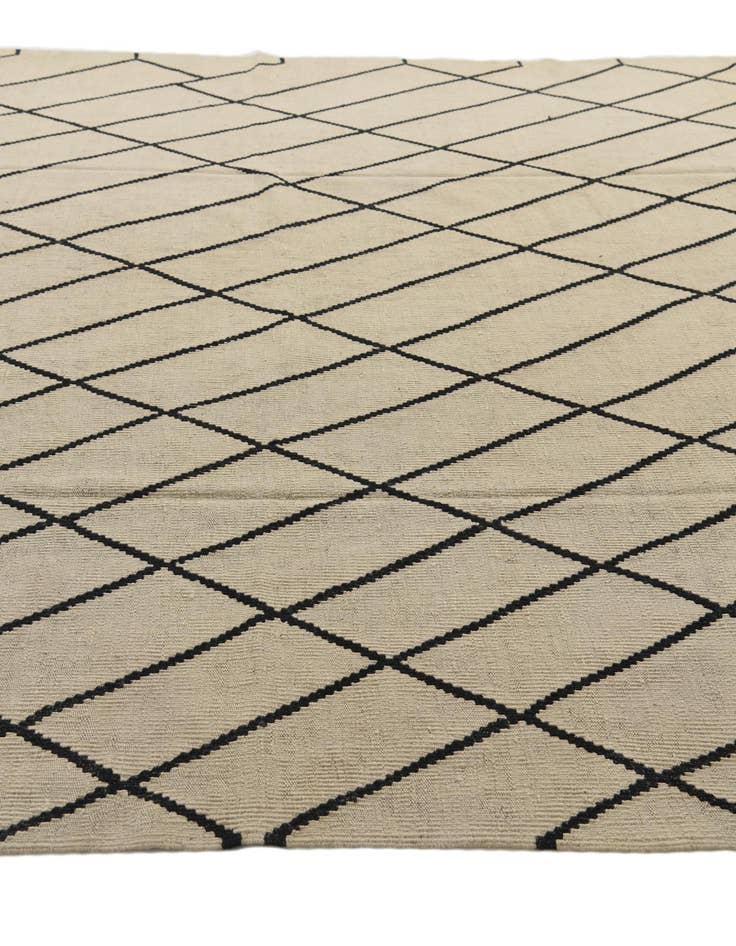 Detail image of  8' 3 x 9' 10  Hand Woven Kilim Modern Wool Rug