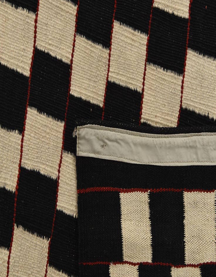 Detail image of  6' 6 x 9' 7  Hand Woven Kilim Modern Wool Rug