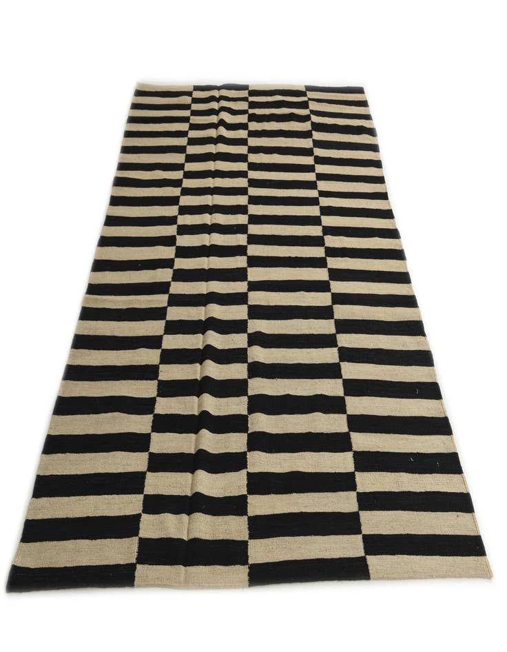 Detail image of  5' 7 x 7' 10  Hand Woven Kilim Modern Wool Rug