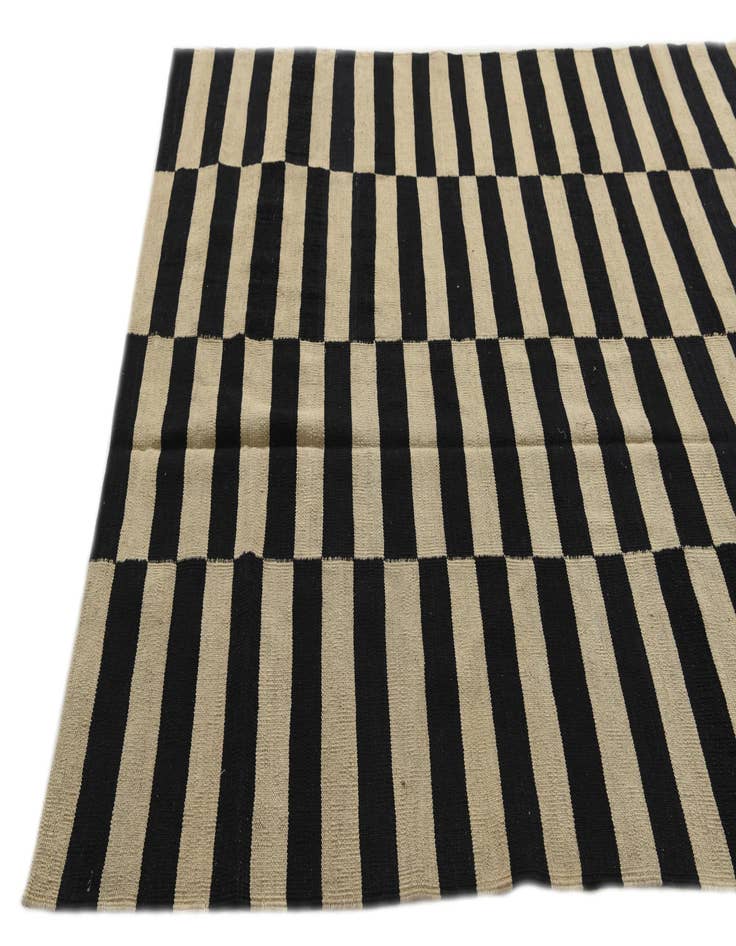 Detail image of  5' 7 x 7' 10  Hand Woven Kilim Modern Wool Rug