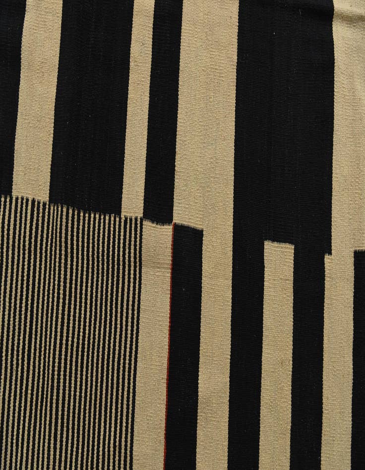Detail image of  7' x 10'  Hand Woven Kilim Modern Wool Rug