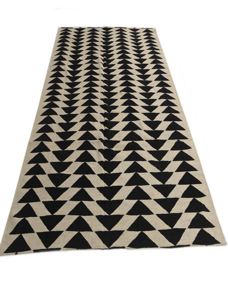 Detail image of  6' 9 x 9' 6  Hand Woven Kilim Modern Wool Rug