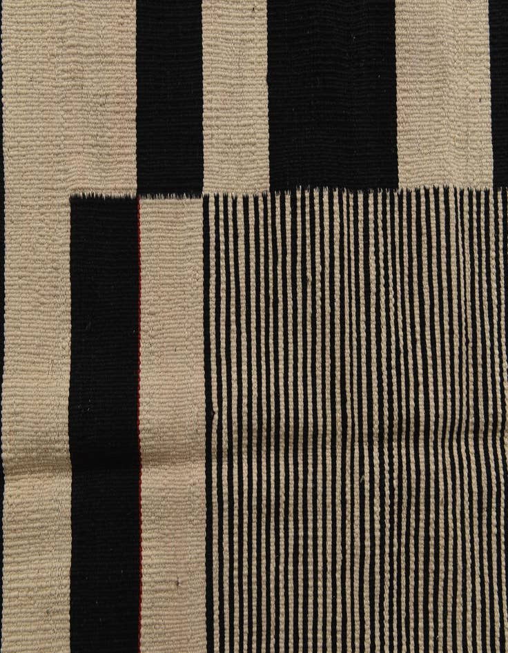 Detail image of  8' 3 x 9' 6  Hand Woven Kilim Modern Wool Rug