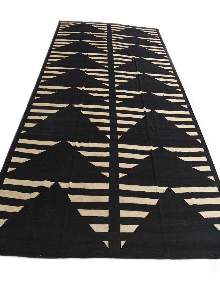 Detail image of  10' 1 x 12' 10  Hand Woven Kilim Modern Wool Rug