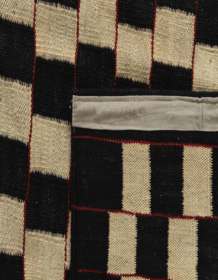 Detail image of  5' 8 x 7' 6  Hand Woven Kilim Modern Wool Rug