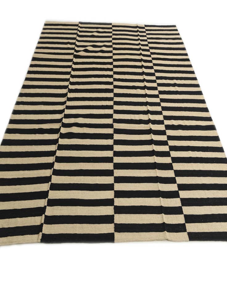 Detail image of  8' 8 x 9' 8  Hand Woven Kilim Modern Wool Rug